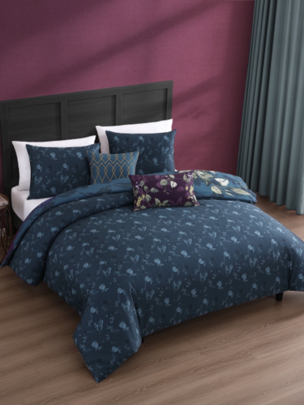 Bebejan Vibrant Flora Reversible King Comforter Set - Picture 3 of 7